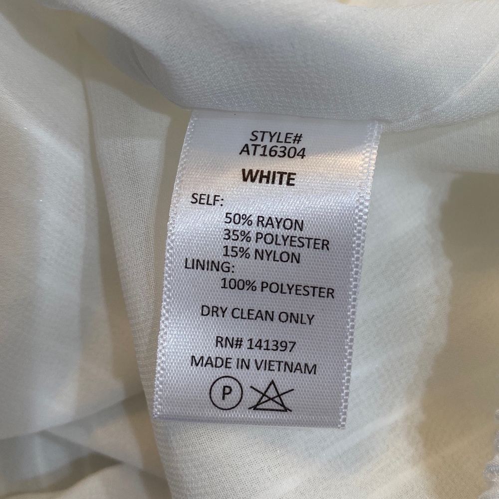 NEW White ASTR Top - Picture 12 of 13